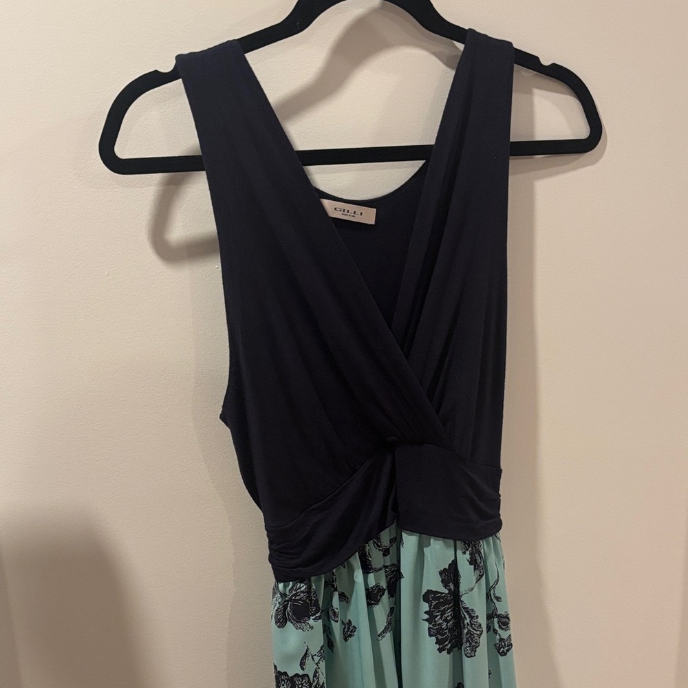 Gilli Navy and Mint Floral Maxi Dress